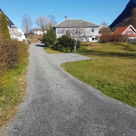 Hagestova Apartment *